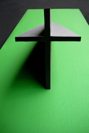 Anwachsendes Kreuz Detail